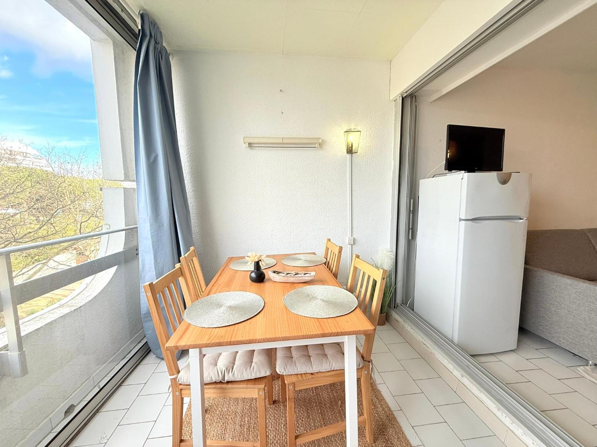 Appart Grande Motte Quartier Couchant - Parking - Balcon- Piscine - Plage 300M La Grande-Motte Kültér fotó